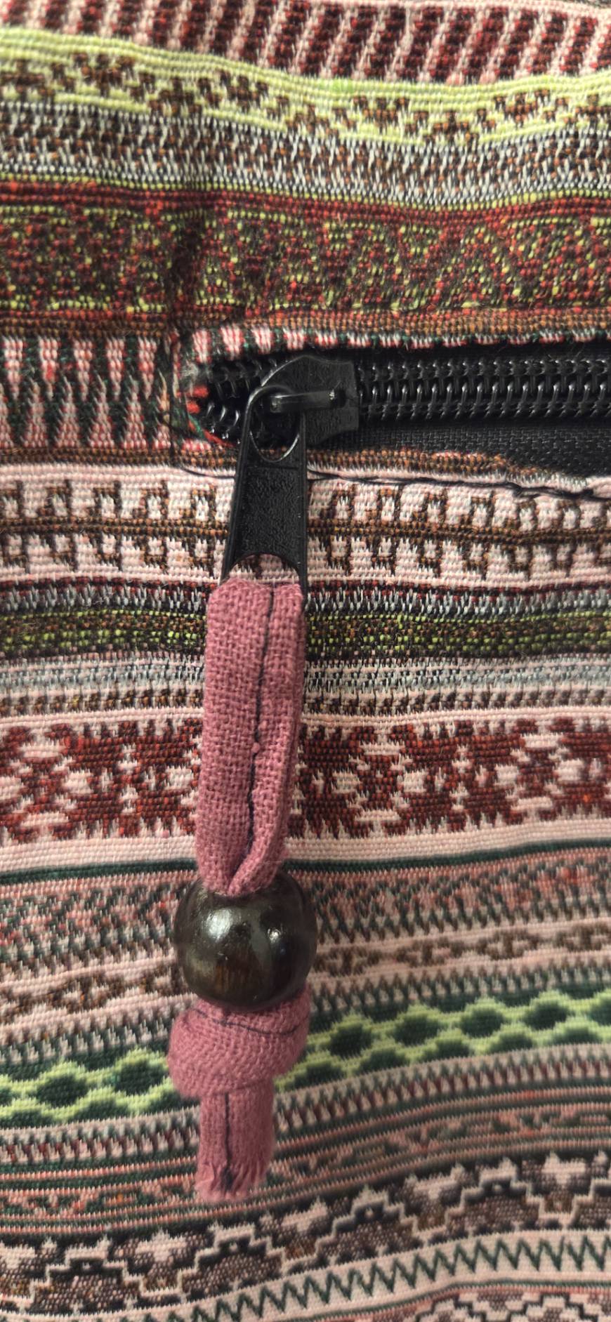 Thai woven crossbody bag BC-04 - zipper small bag detail