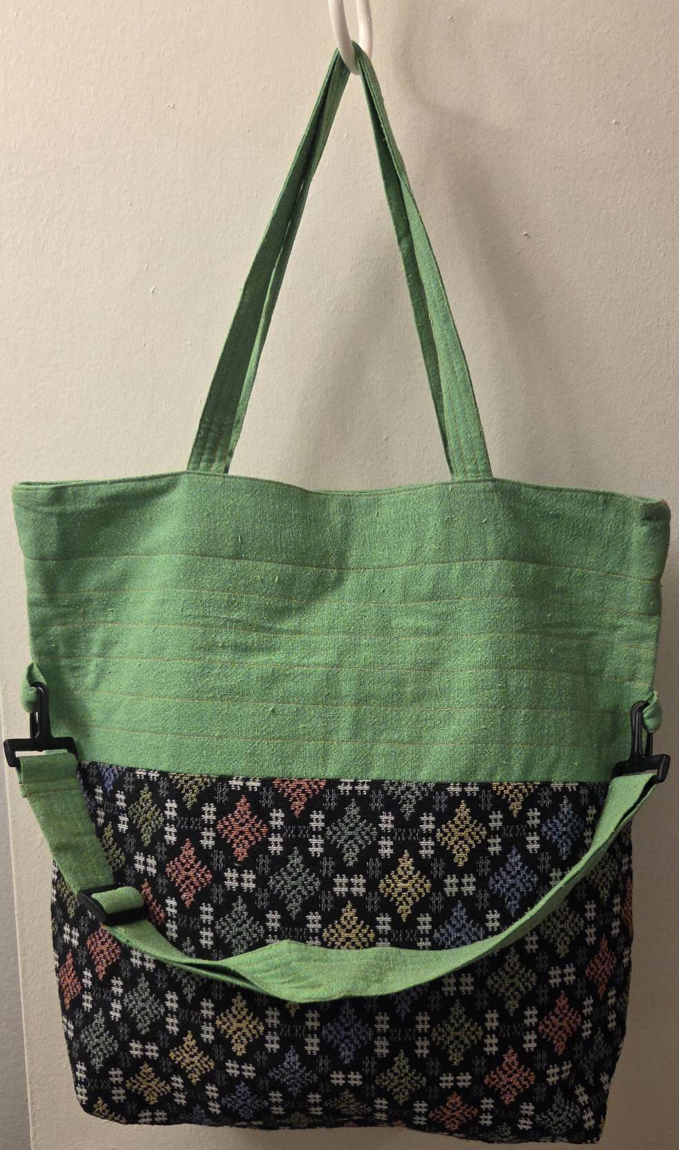 Thai cotton boho tote bag ET-10 – green detachable shoulder strap full length flat lay with two black plastic hook clasps and slide adjuster